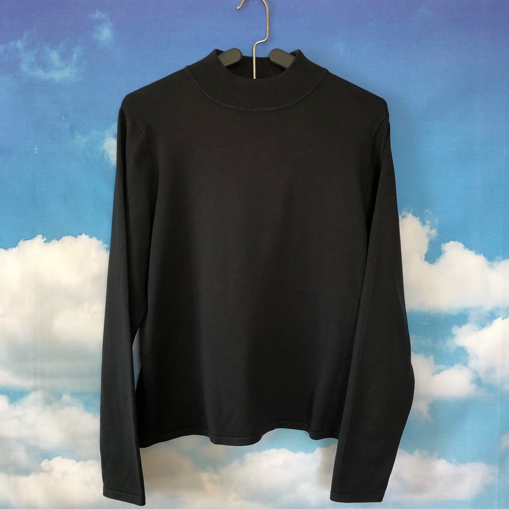 *sold* Black mockneck